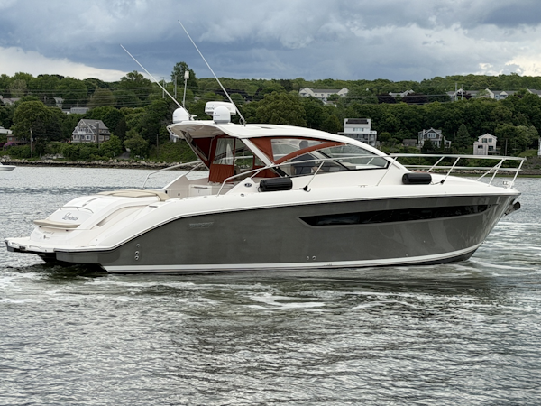 Pursuit-SC 365i Sport Coupe 2016-Lorimar Portsmouth-Rhode Island-United States-6225818