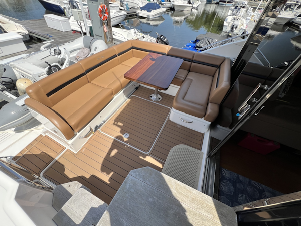 Sea Ray-510 Sundancer 2013-V-Drives-W/Yacht Controller Westbrook-Connecticut-United States-6263379