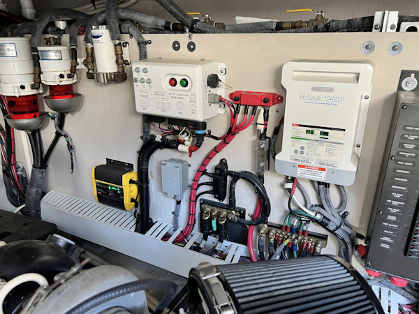 Sea Ray-510 Sundancer 2013-V-Drives-W/Yacht Controller Westbrook-Connecticut-United States-6263424