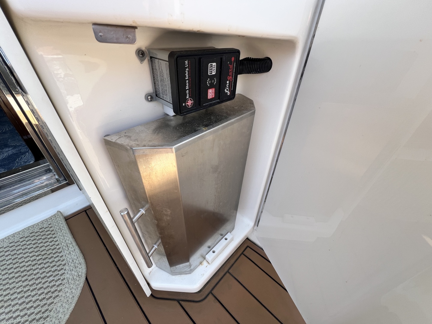 Sea Ray-510 Sundancer 2013-V-Drives-W/Yacht Controller Westbrook-Connecticut-United States-6263435 | Thumbnail