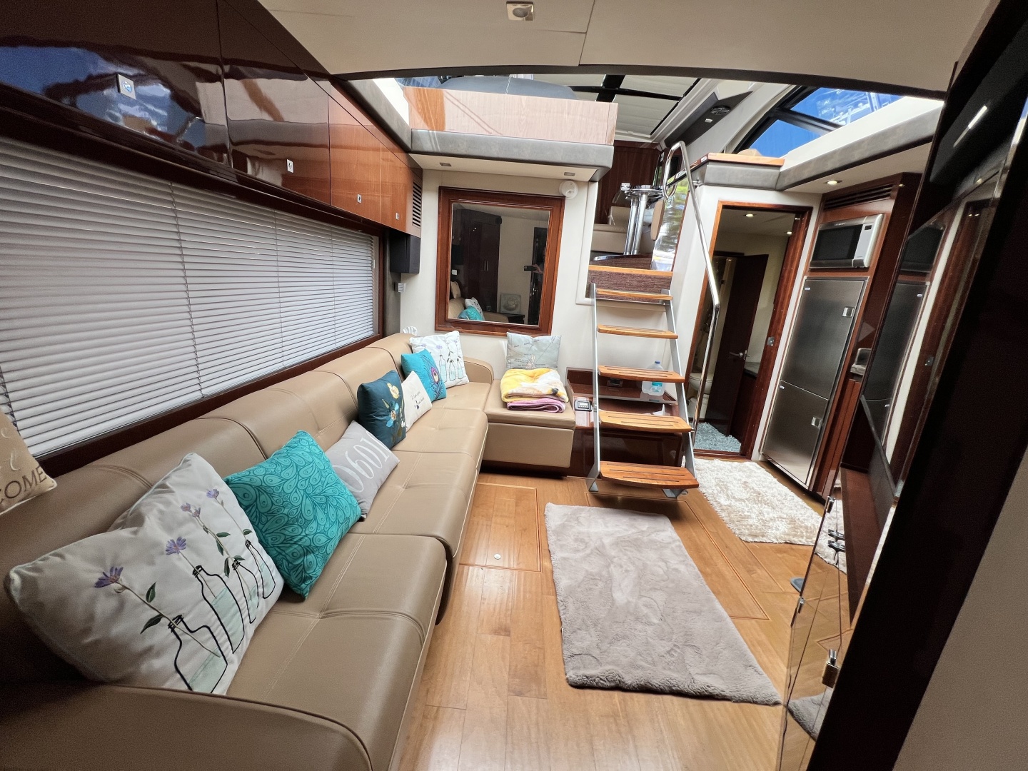 Sea Ray-510 Sundancer 2013-V-Drives-W/Yacht Controller Westbrook-Connecticut-United States-6263403 | Thumbnail