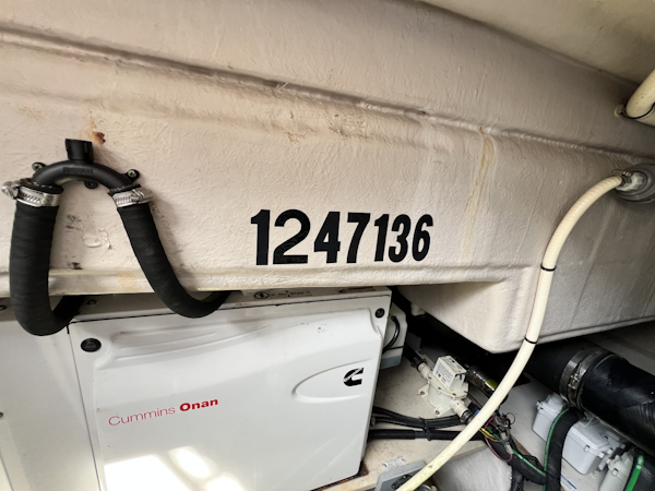 Sea Ray-510 Sundancer 2013-V-Drives-W/Yacht Controller Westbrook-Connecticut-United States-6263426