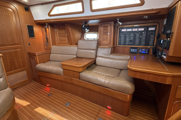 Passport-456 CC 2003-EMMI Norfolk-Virginia-United States-Navigation and Settee-6248448