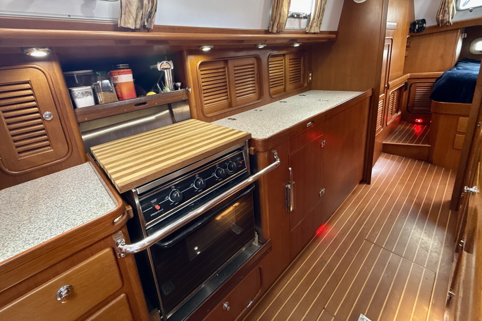 Passport-456 CC 2003-EMMI Norfolk-Virginia-United States-Galley Starboard-6248454 | Thumbnail