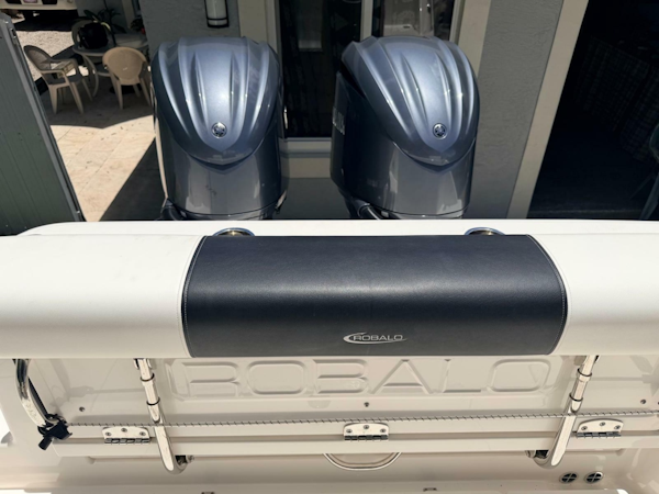 Robalo-R302 Center Console 2022 -Delray-Florida-United States-6154883