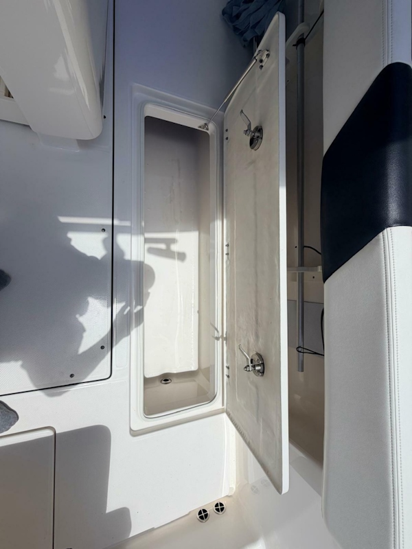 Robalo-R302 Center Console 2022 -Delray-Florida-United States-6154897