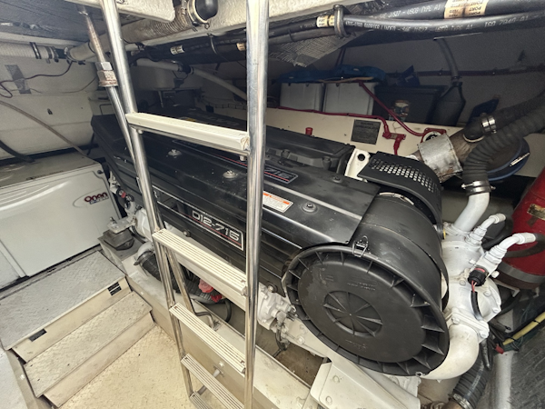 Cruisers Yachts-520 Express 2006 -Greenwich-Connecticut-United States-6225633