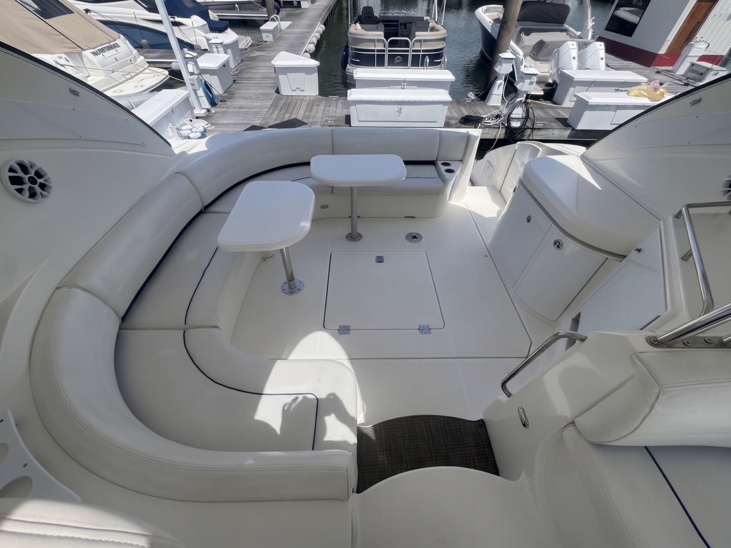 Cruisers Yachts-520 Express 2006 -Greenwich-Connecticut-United States-6154995 | Thumbnail