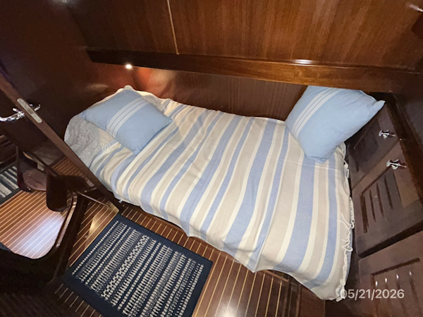 Menorquin-130 2004-Aventura Brunswick-Georgia-United States-43 Menorquin guest stateroom aft berth-6155168