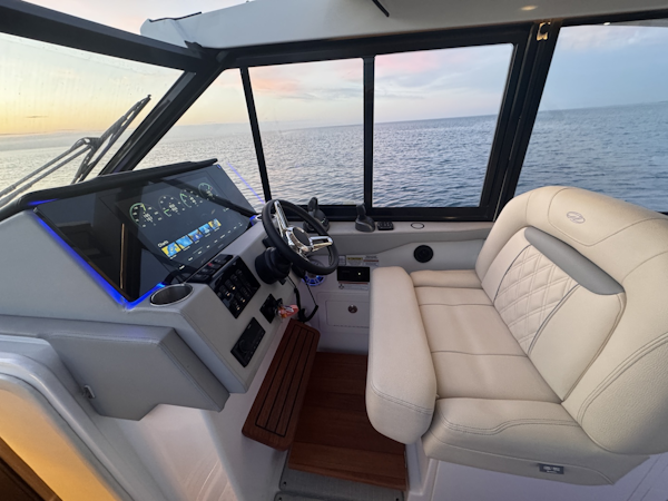 Regal-36 Grand Coupe 2022-Save My Seat Again Chicago-Illinois-United States-6155296
