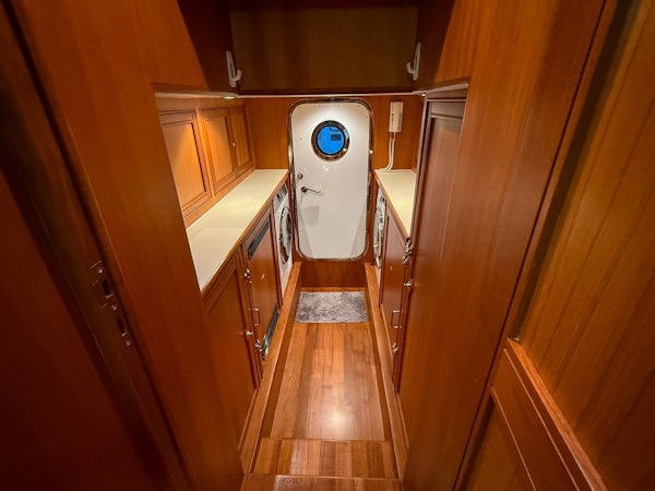 Marlow-53E 2018-Mist Stuart-Florida-United States-6179025