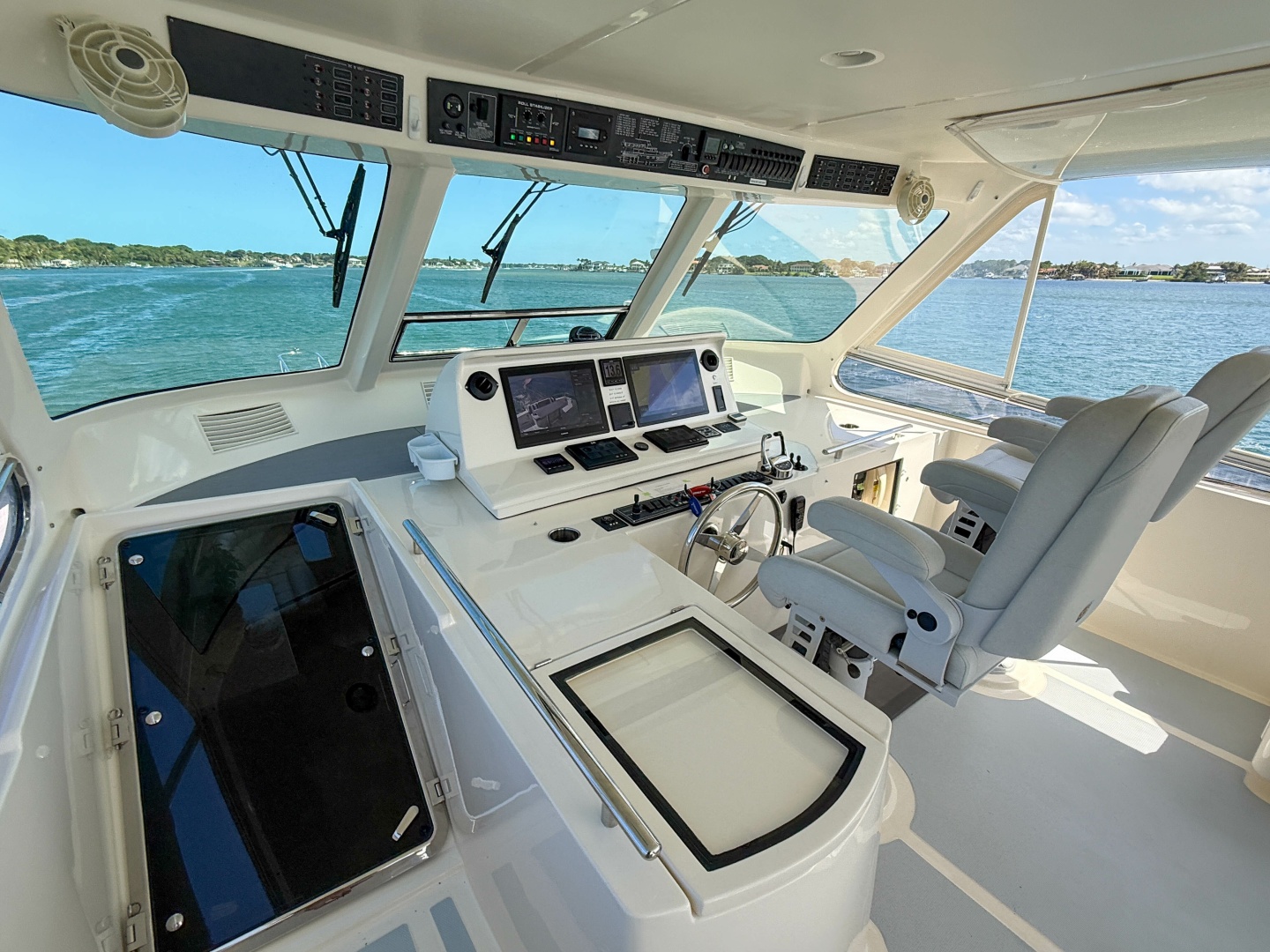 Marlow-53E 2018-Mist Stuart-Florida-United States-6178984 | Thumbnail