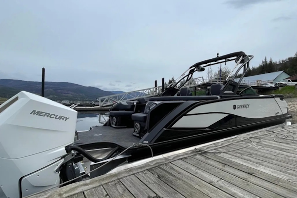 Godfrey-XP2700W 2024 -Vancouver-British Columbia-Canada-6223794