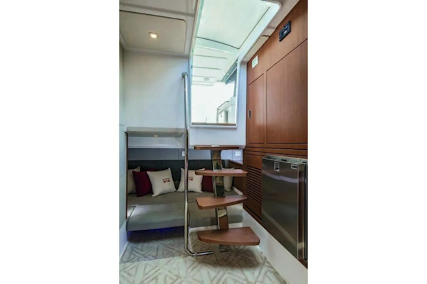 Schaefer-375 HT 2025 -Vancouver-British Columbia-Canada-6205183