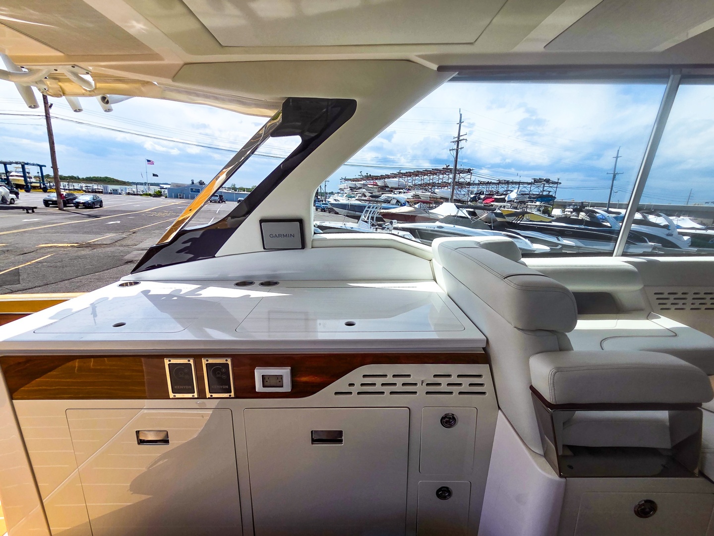 Regal-LX43 2026 -Ship Bottom-New Jersey-United States-6181406 | Thumbnail