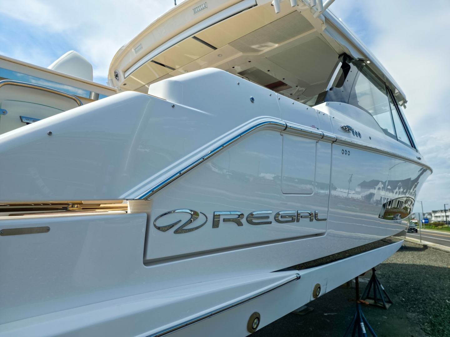 Regal-LX43 2026 -Ship Bottom-New Jersey-United States-6181417 | Thumbnail