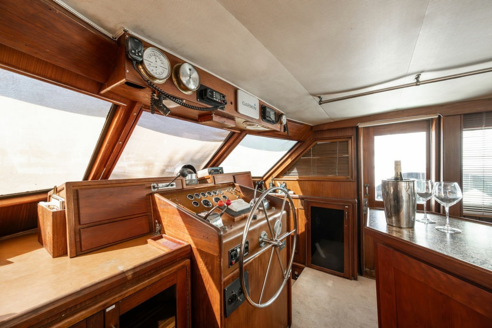 Hatteras-Yacht Fish 1979 -KEY WEST-Florida-United States-6180226 | Thumbnail