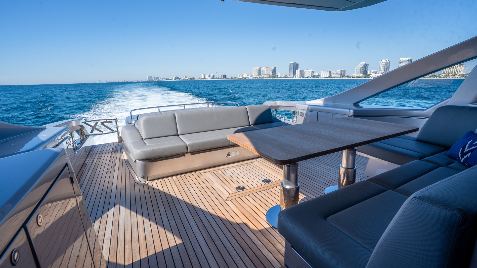 Pershing-7X 2024-NIKI Fort Lauderdale-Florida-United States-6181284 | Thumbnail