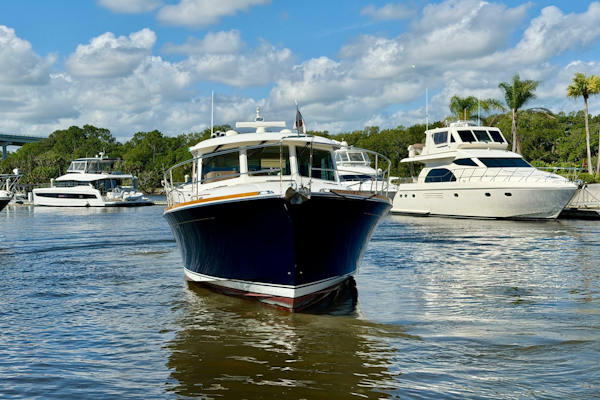Sabre-48 Salon Express 2016-Mimi Palm Coast-Florida-United States-6181677