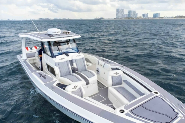 Fountain-38 SCX 2023-Sip Happens Pompano Beach-Florida-United States-6248962