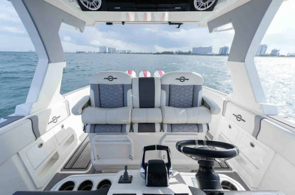 Fountain-38 SCX 2023-Sip Happens Pompano Beach-Florida-United States-6249009
