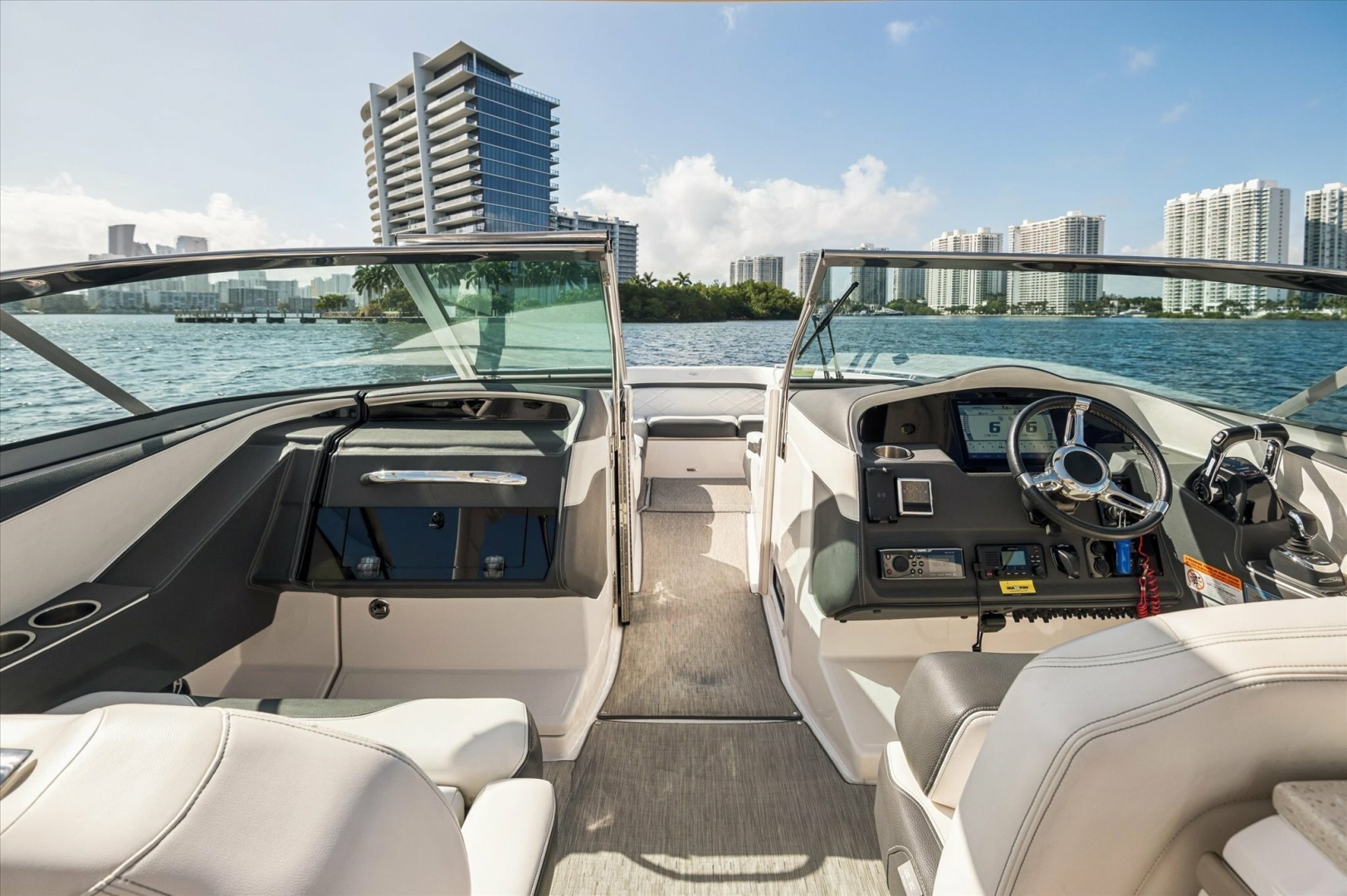 Regal-33 OBX 2019-Sea Senor Hallandale Beach-Florida-United States-6181976 | Thumbnail
