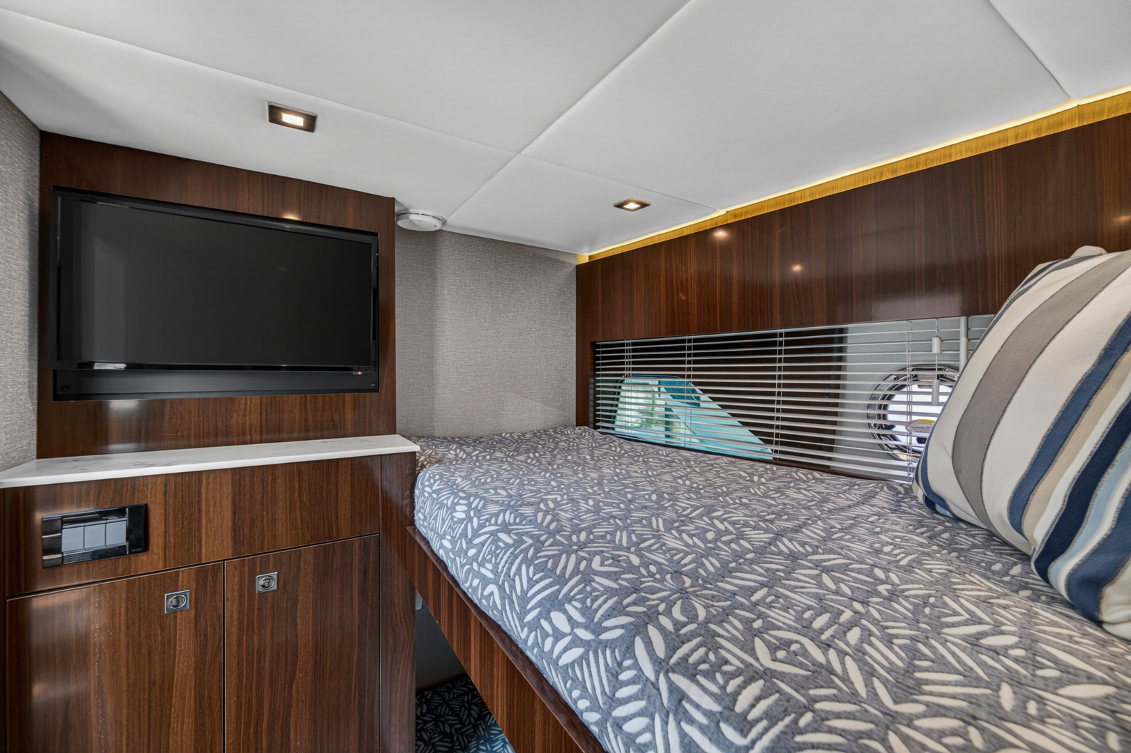 Cruisers Yachts-50 CANTIUS 2023 -Stuart-Florida-United States-6182272 | Thumbnail