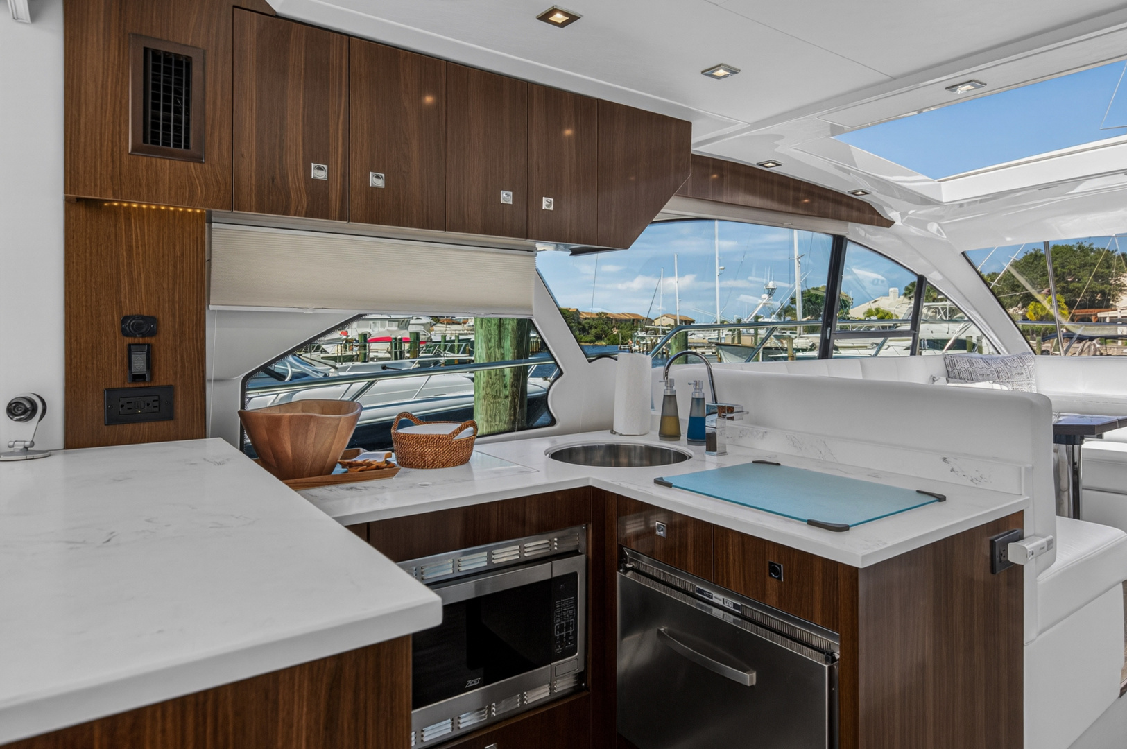 Cruisers Yachts-50 CANTIUS 2023 -Stuart-Florida-United States-6182234 | Thumbnail