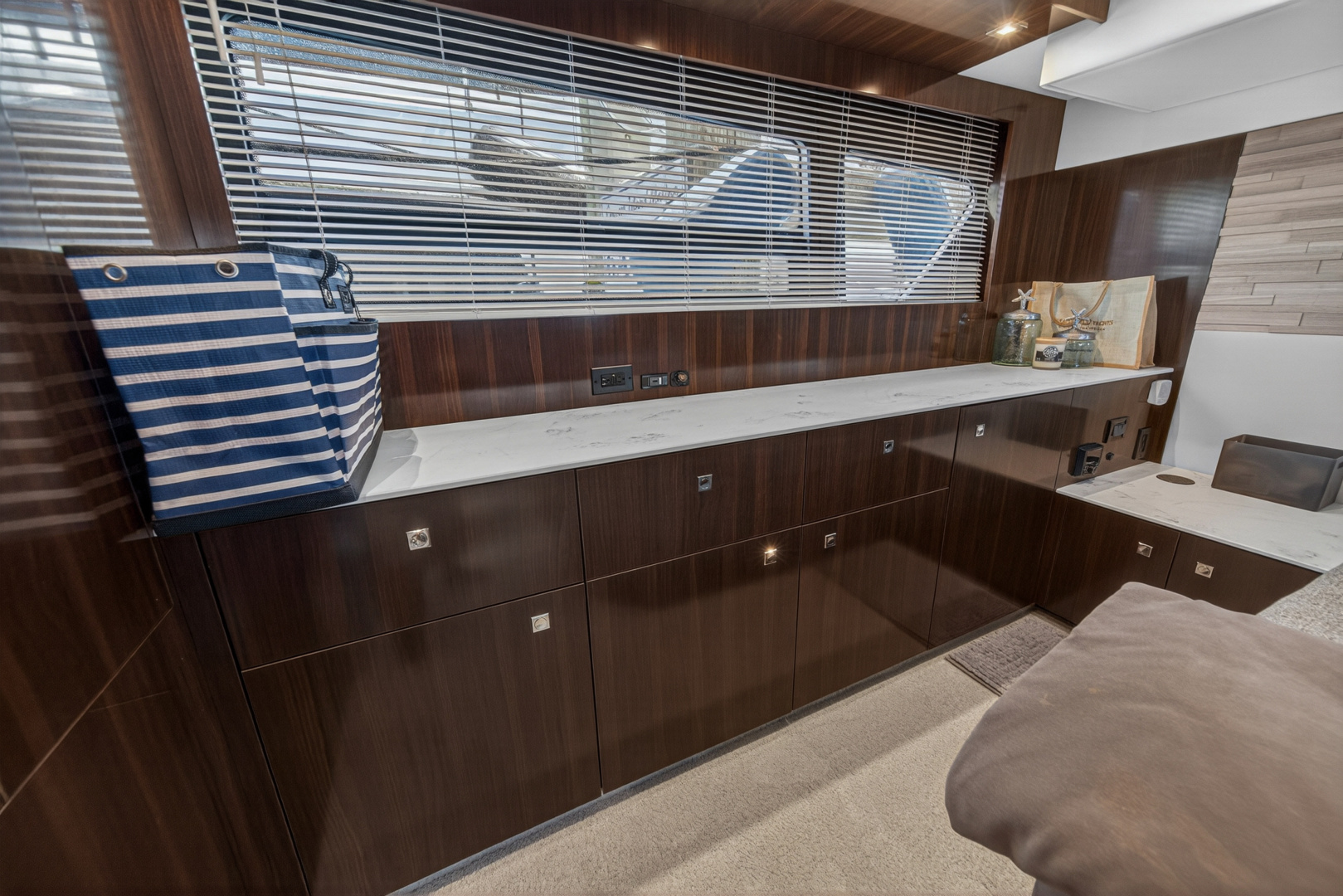 Cruisers Yachts-50 CANTIUS 2023 -Stuart-Florida-United States-6182281 | Thumbnail
