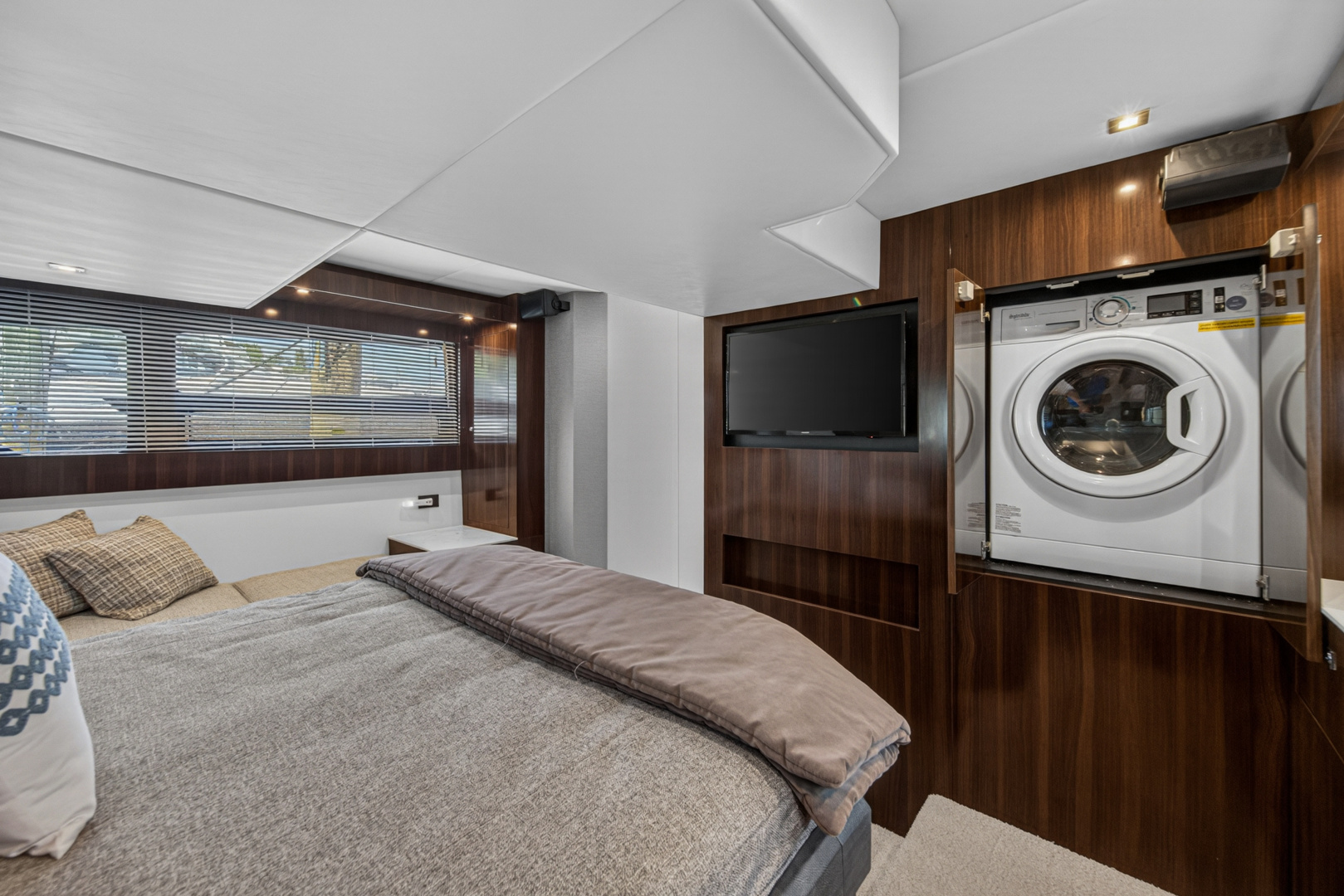 Cruisers Yachts-50 CANTIUS 2023 -Stuart-Florida-United States-6182284 | Thumbnail