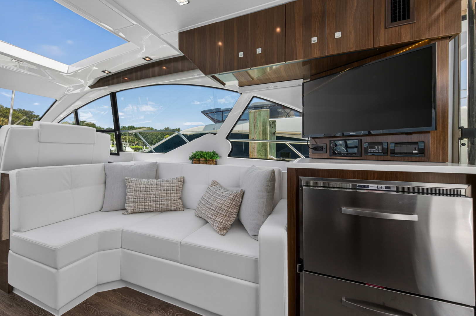 Cruisers Yachts-50 CANTIUS 2023 -Stuart-Florida-United States-6182242 | Thumbnail