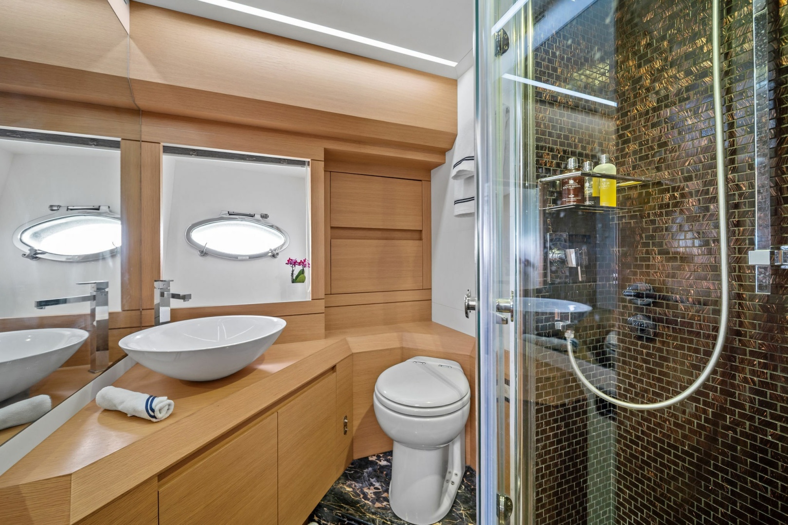 Pershing-82 2013-DOROTHY ANN Miami Beach-Florida-United States-6190637 | Thumbnail