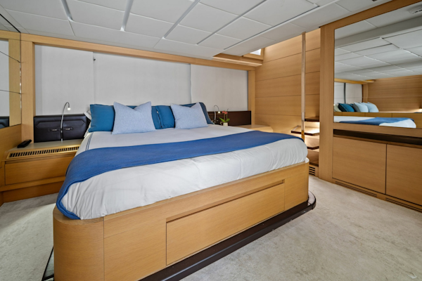 Pershing-82 2013-DOROTHY ANN Miami Beach-Florida-United States-6190630