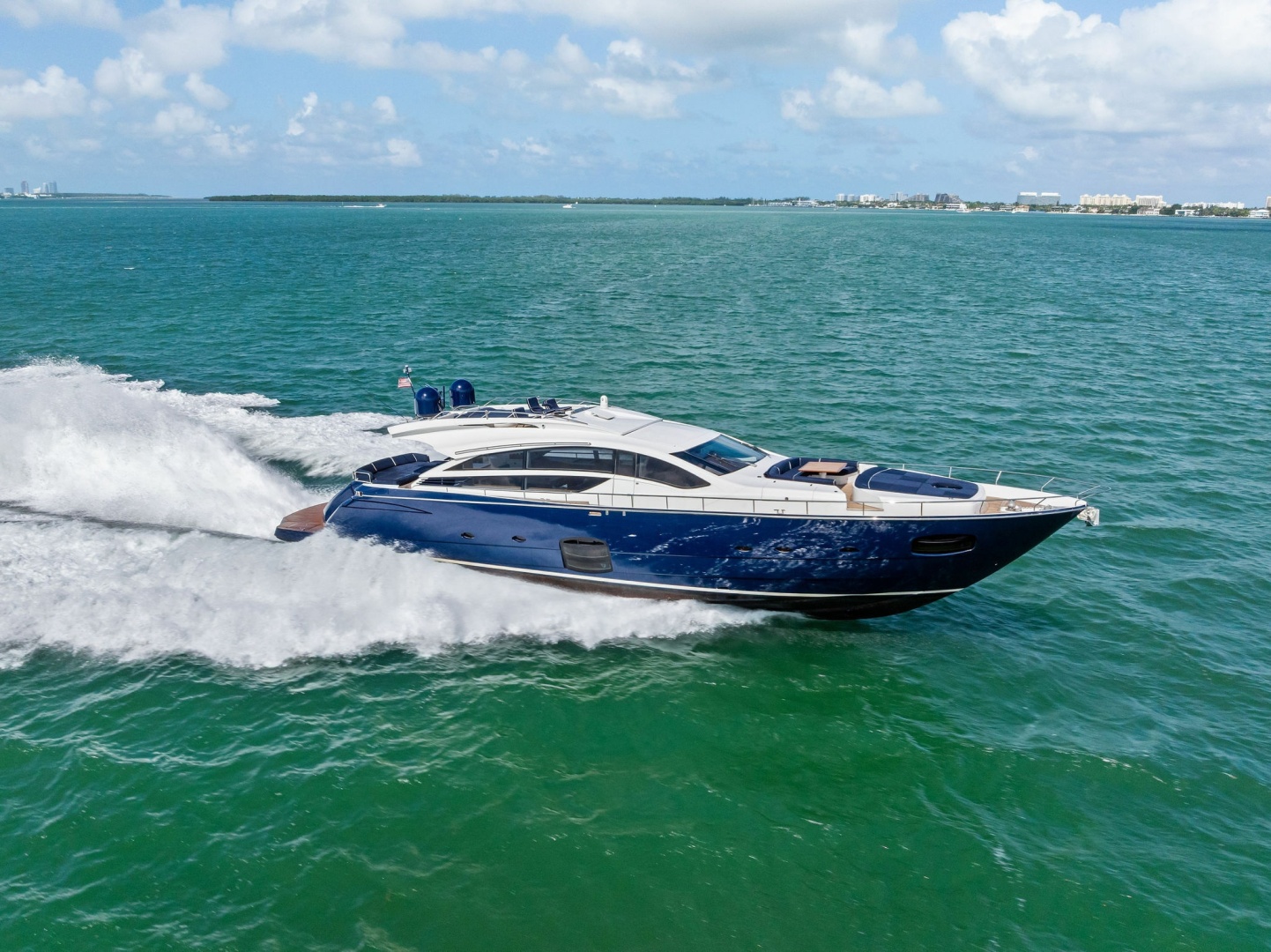 Pershing-82 2013-DOROTHY ANN Miami Beach-Florida-United States-6190607 | Thumbnail