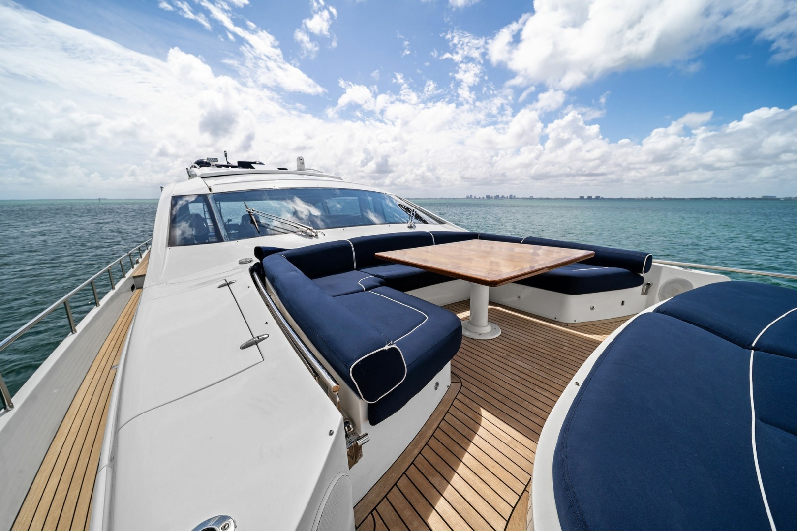 Pershing-82 2013-DOROTHY ANN Miami Beach-Florida-United States-6190614 | Thumbnail
