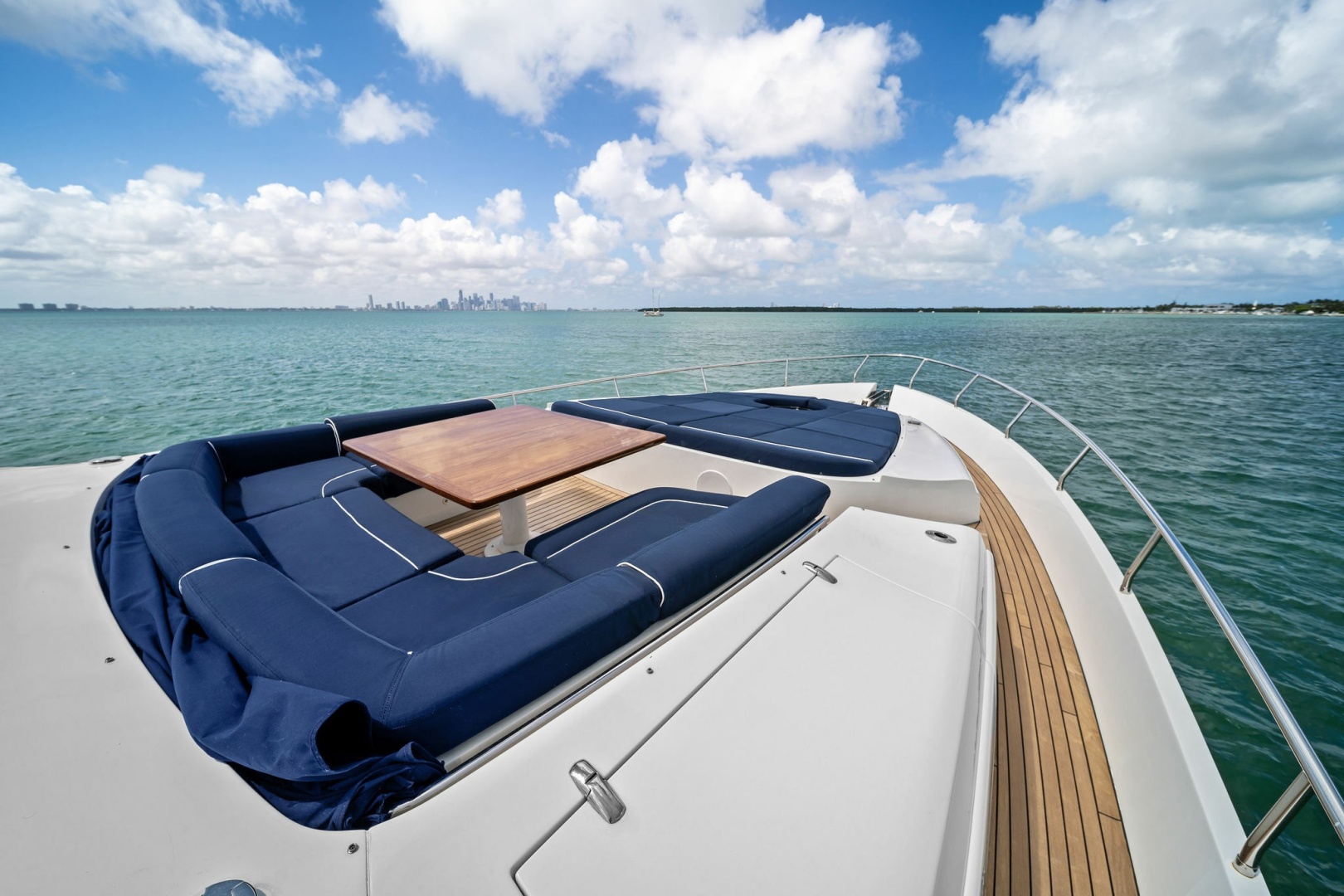Pershing-82 2013-DOROTHY ANN Miami Beach-Florida-United States-6190615 | Thumbnail