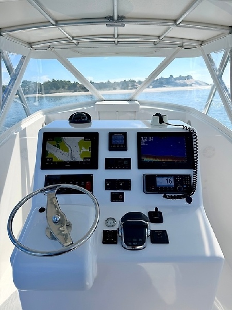 Custom Carolina-27 National 1973-Rare Breed Carolina Beach -North Carolina-United States-0005717730-6186106 | Thumbnail