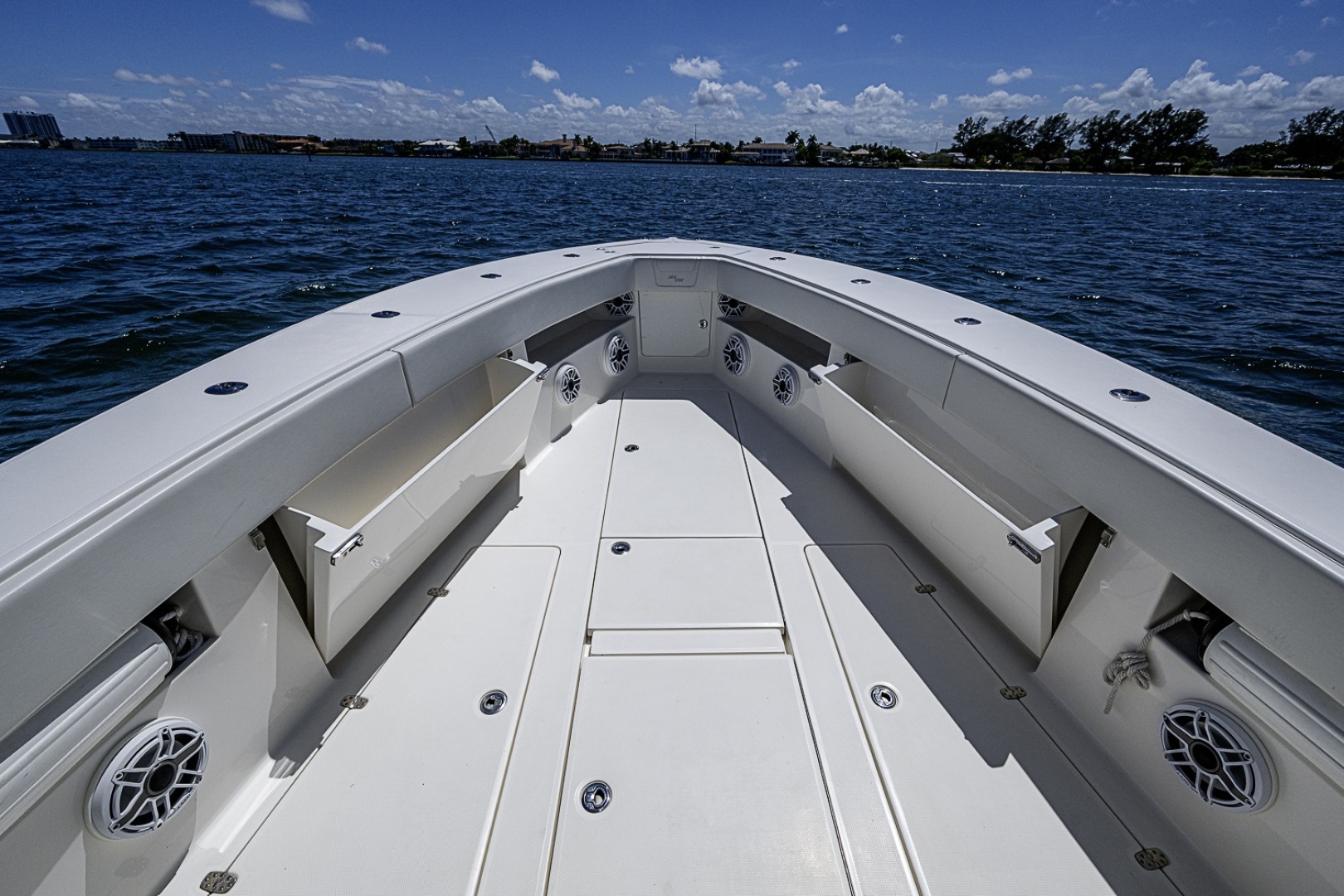 SeaVee-390B 2023-HARD BILLS Riviera Beach-Florida-United States-6186225 | Thumbnail