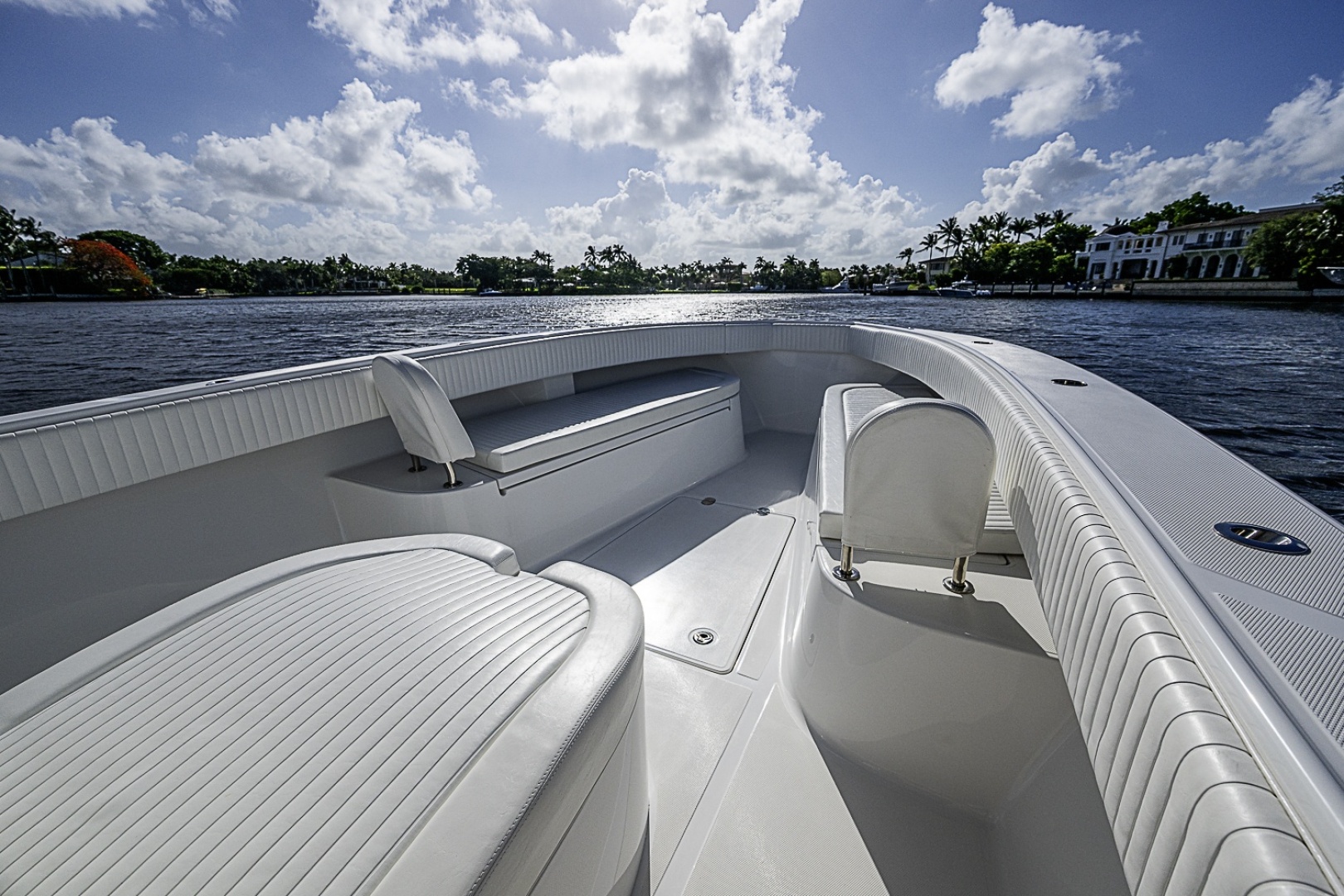Bahama-41 Open CC 2022-REEF BUM Coral Gables-Florida-United States-6186267 | Thumbnail