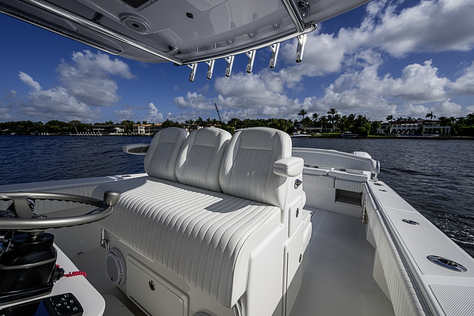 Bahama-41 Open CC 2022-REEF BUM Coral Gables-Florida-United States-6186287 | Thumbnail