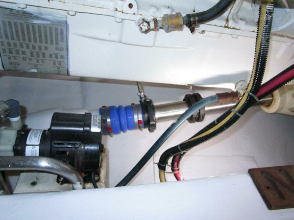 Tiara Yachts-5200 Express 2003-ENDLESS SUMMER Ft. Lauderdale-Florida-United States-Port Engine Drip Pan-6186539