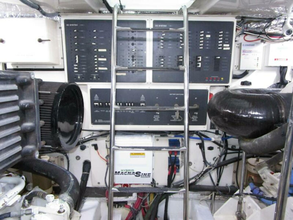 Tiara Yachts-5200 Express 2003-ENDLESS SUMMER Ft. Lauderdale-Florida-United States-Engine Room Forward-6186535