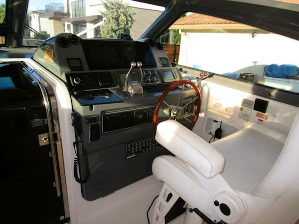 Tiara Yachts-5200 Express 2003-ENDLESS SUMMER Ft. Lauderdale-Florida-United States-Helm-6186507