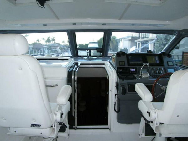 Tiara Yachts-5200 Express 2003-ENDLESS SUMMER Ft. Lauderdale-Florida-United States-Helm Deck-6186506