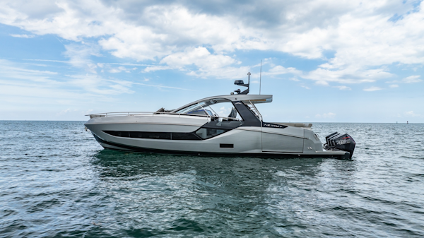 Azimut-VERVE 47 2021-QUATTRO CAVALLI Miami Beach-Florida-United States-6252924