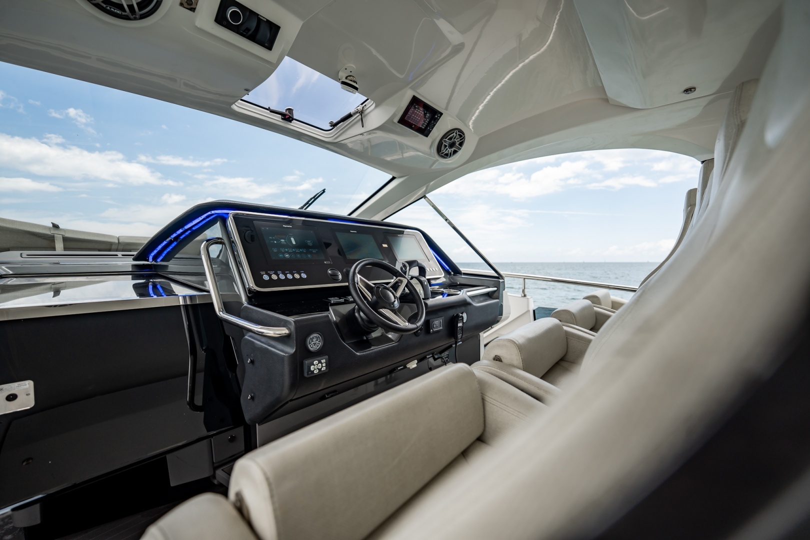 Azimut-VERVE 47 2021-QUATTRO CAVALLI Miami Beach-Florida-United States-6252905 | Thumbnail