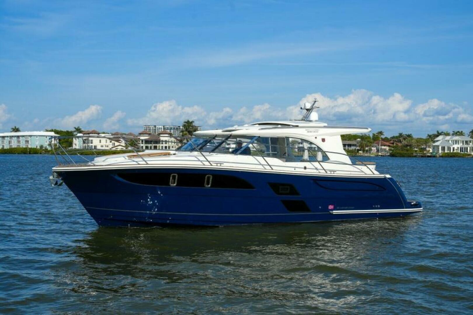 Marex-360 Cabriolet Cruiser 2026 -Sea Bright-New Jersey-United States-6187378 | Thumbnail