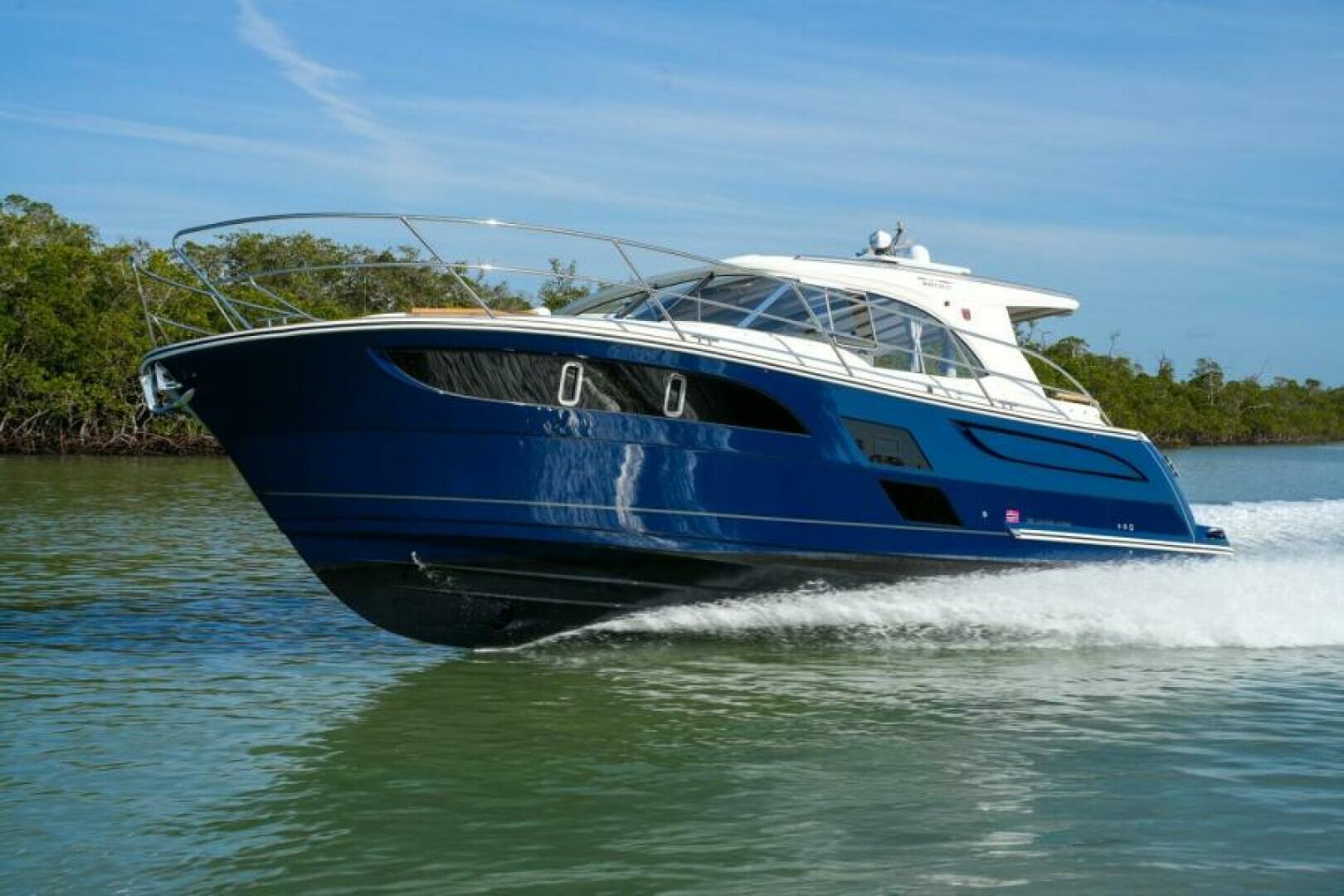 Marex-360 Cabriolet Cruiser 2026 -Sea Bright-New Jersey-United States-6187375 | Thumbnail