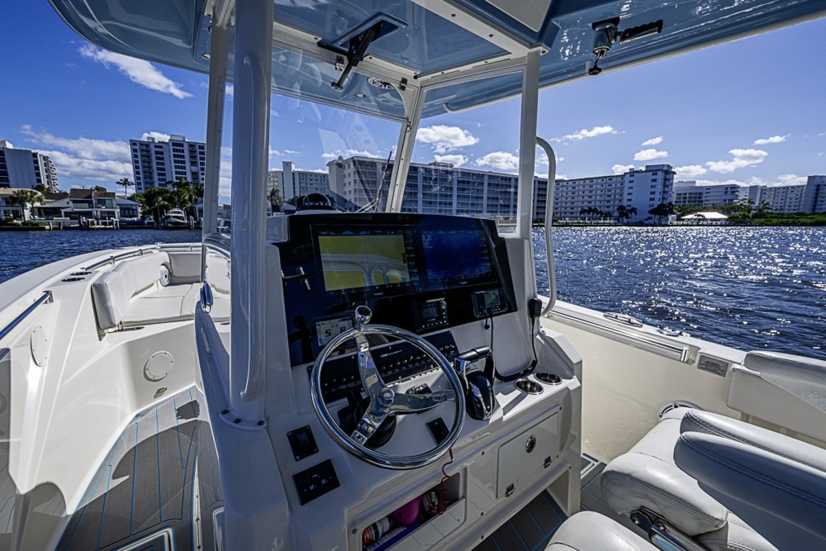 Cobia-320 CC 2021 -Boca Raton -Florida-United States-6187423 | Thumbnail