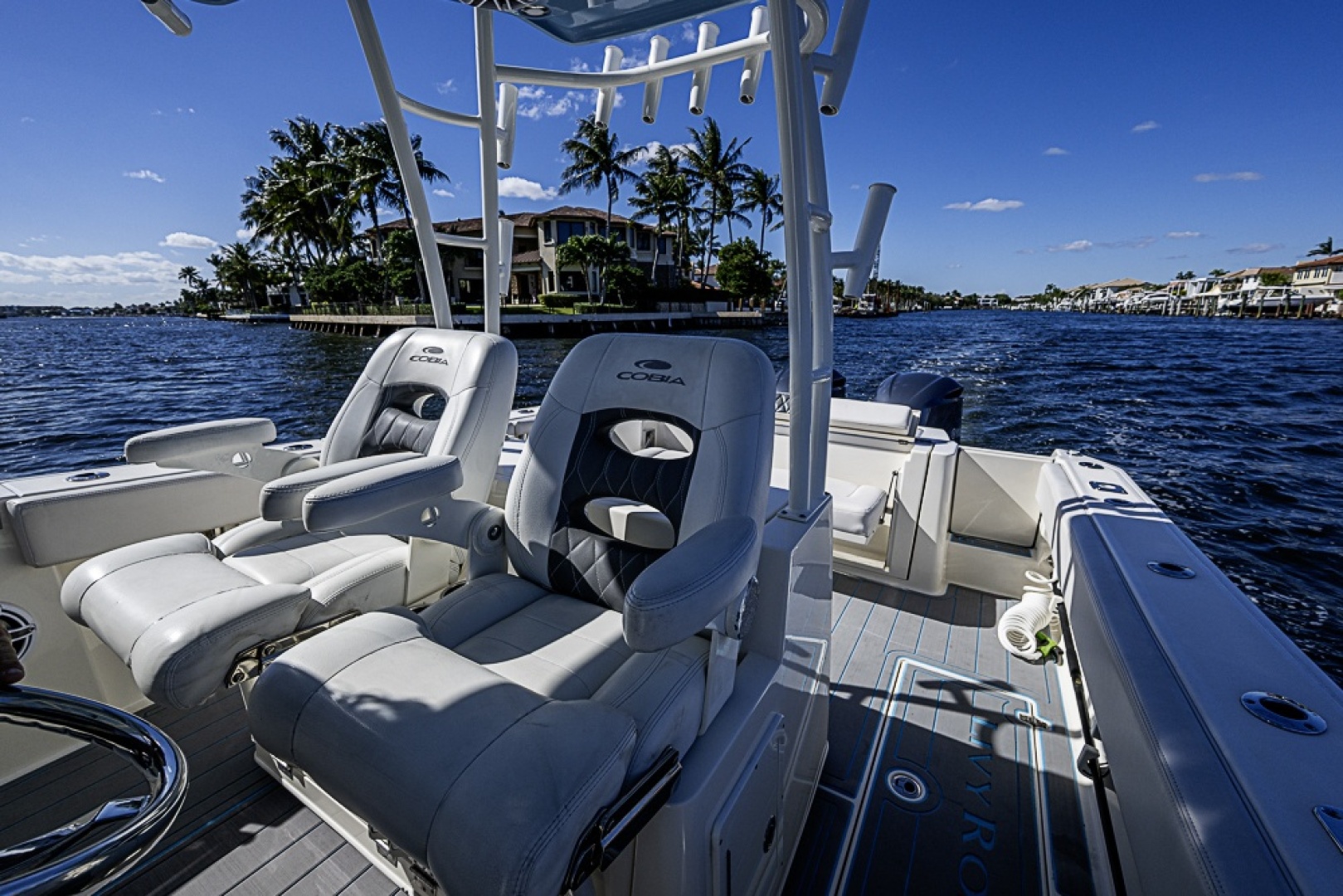 Cobia-320 CC 2021 -Boca Raton -Florida-United States-6187424 | Thumbnail